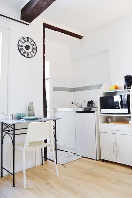 Ferienwohnung Superbe Studio Au Centre D'Orléans Exterior foto